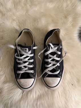 Converse Black & White Kids Low Top Sneakers